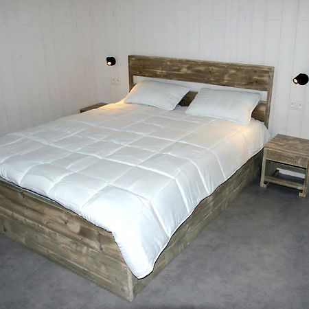 Lodges Arverne Vic-le-Comte Exterior foto